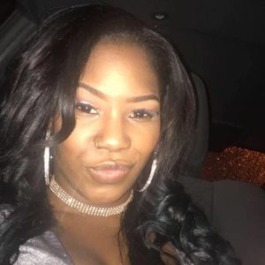 Meet your Posher, Iris